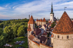 15-euro-tallinn-old-town-009